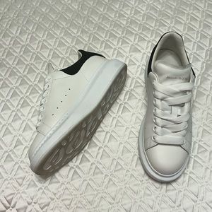 Alexander McQueen Oversized Sneakers size 38.5